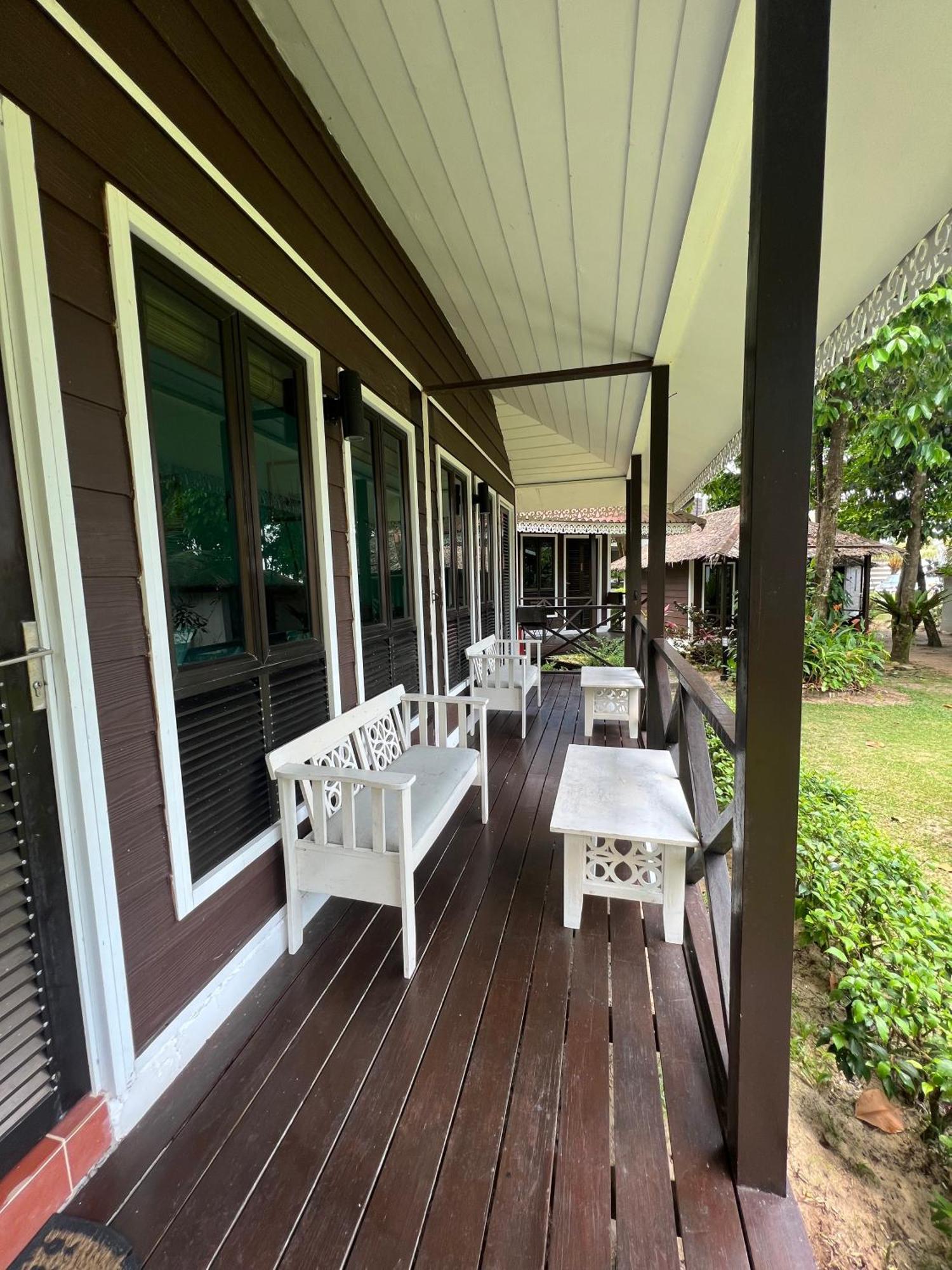 1511 Coconut Grove Kampong Juara Exterior foto