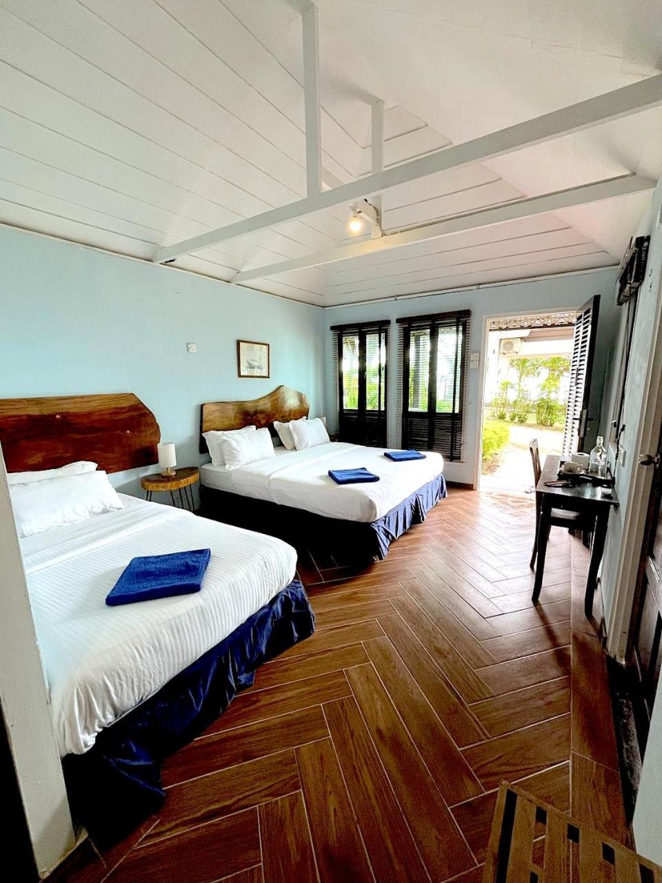 1511 Coconut Grove Kampong Juara Exterior foto